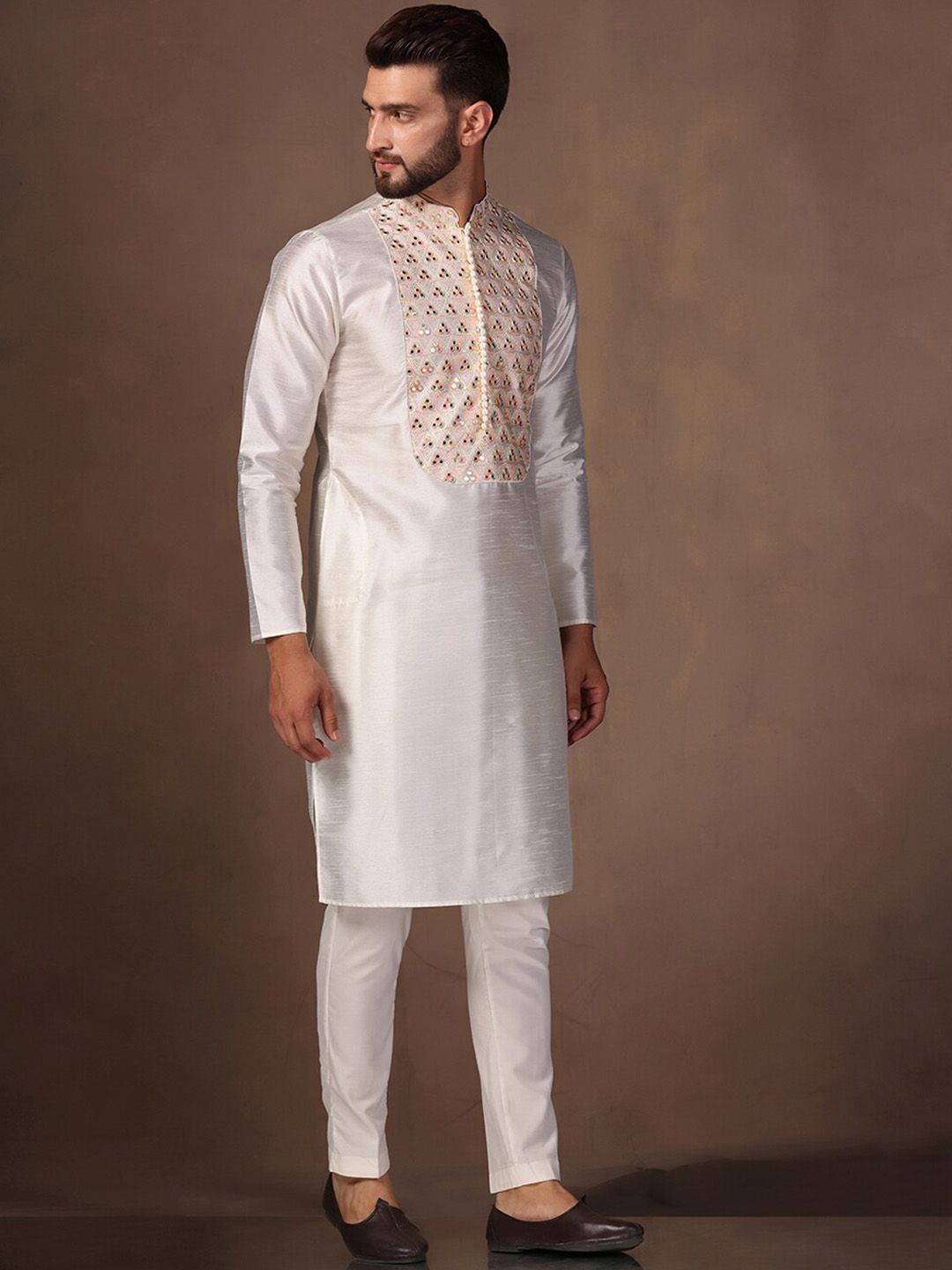 KISAH Yoke Design Mandarin Collar Mirror Work Kurta