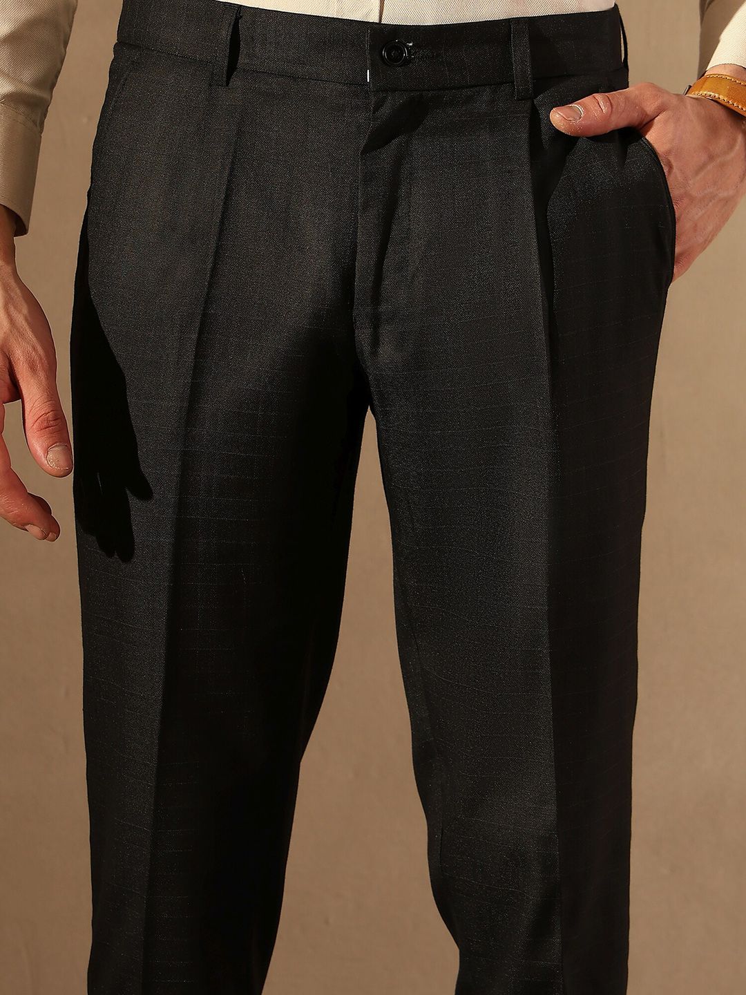 DENNISON Men Tapered Fit Self Check Pleated Trousers