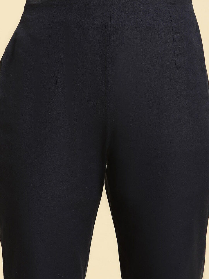 W Women Slim Fit Mid-Rise Plain Regular Trousers