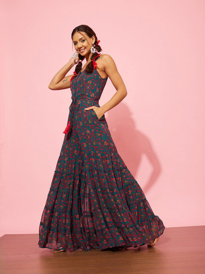 Quiero bercetak culotte jumpsuit dengan ruffles