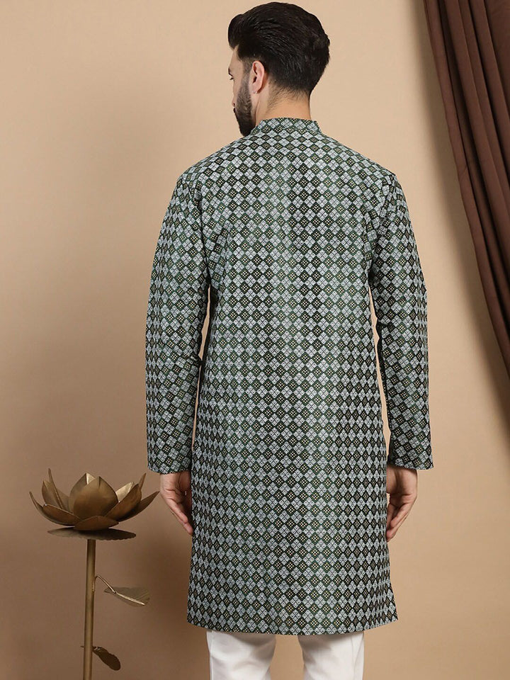 Kurta Lurus Kolar Mandarin Bercetak Motif Etnik Hijau Anouk