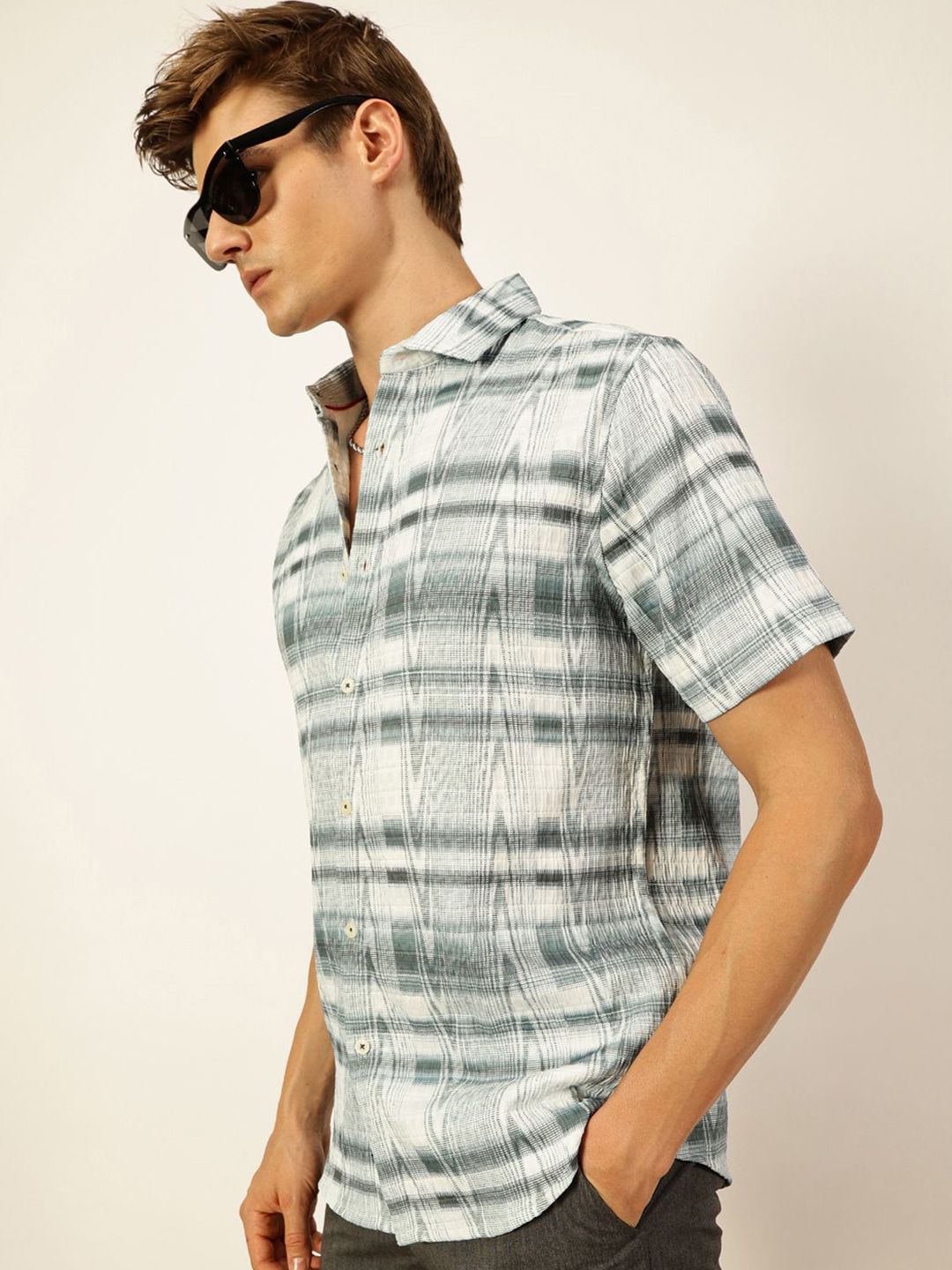Thomas Scott Men Premium Slim Fit Opaque Printed Casual Shirt
