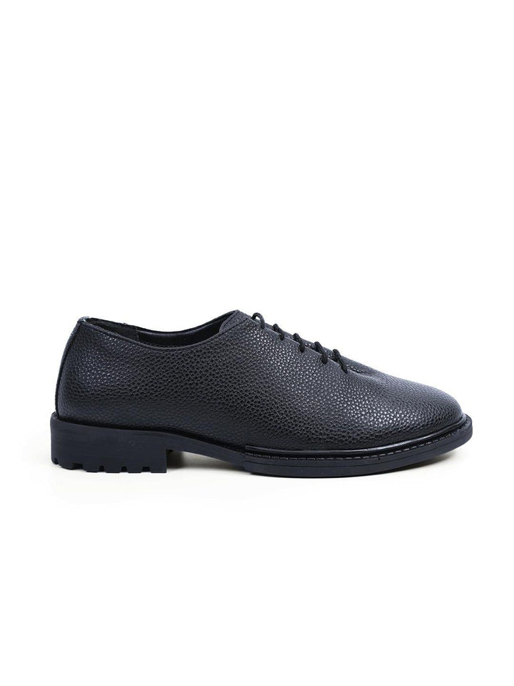 MONKSTORY Men Black Pebble Grain Textured Hybrid Slip-On Formal Shoes