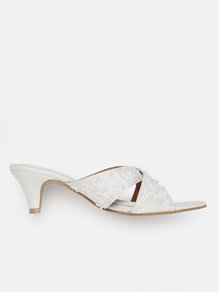 House of Pataudi Embellished Kitten Heeled Sandals