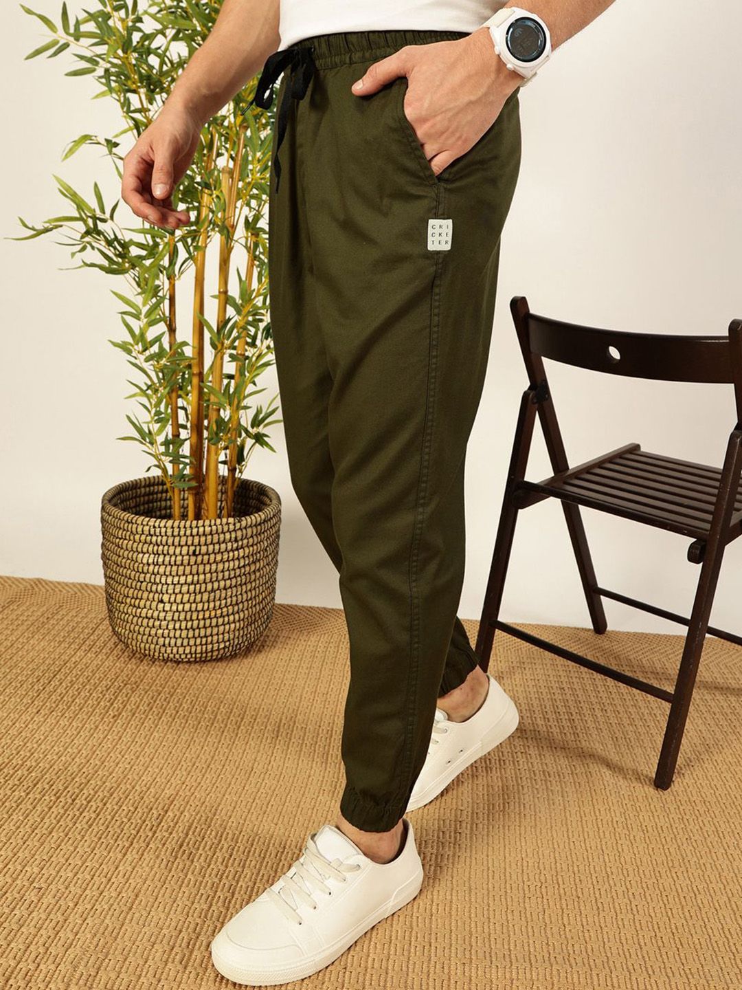 Thomas Scott Men Regular Fit Classic Easy Wash Mid-Rise Woven Joggers