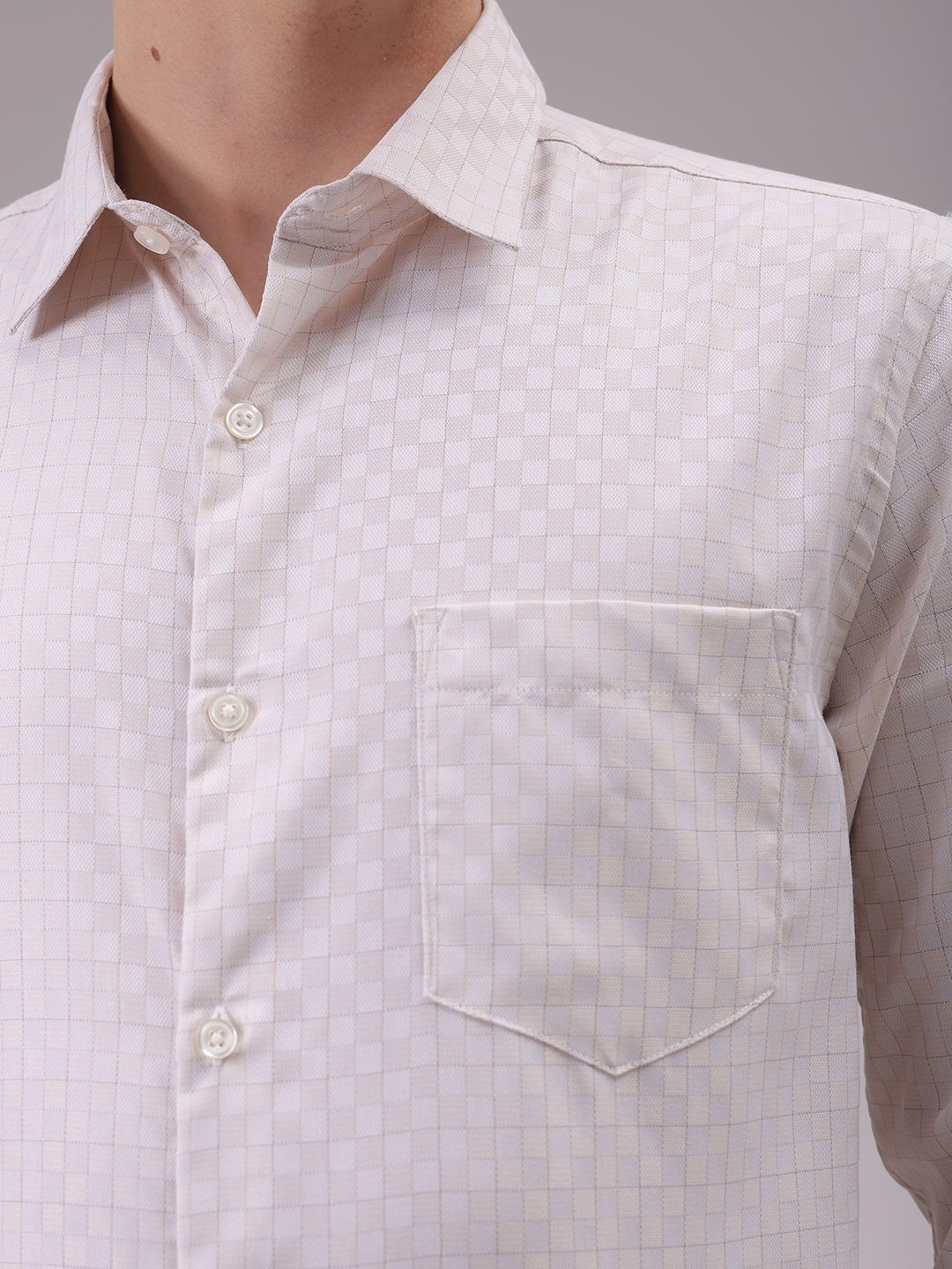 The Indian Garage Co. X Luxe Men Cutaway Collar Checked Slim Fit Formal Shirt
