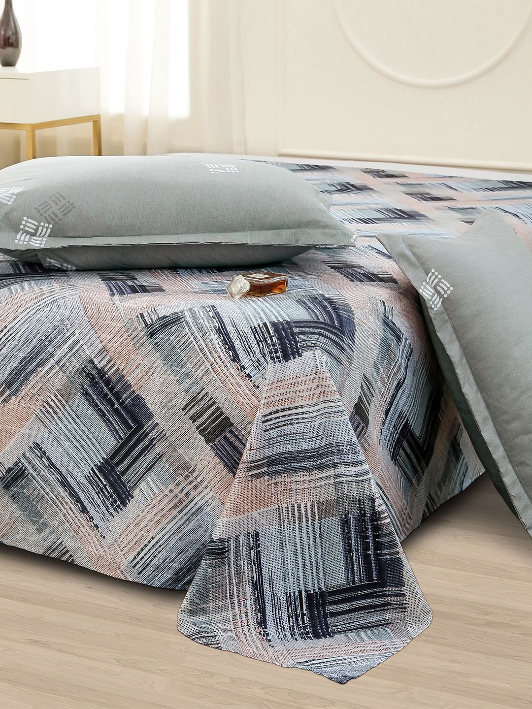 Story@home Grey Abstract Printed 240 TC Satin Finish Queen Bedsheet Set