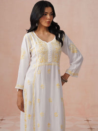 House of Chikankari Women Embroidered Chikankari Kurta
