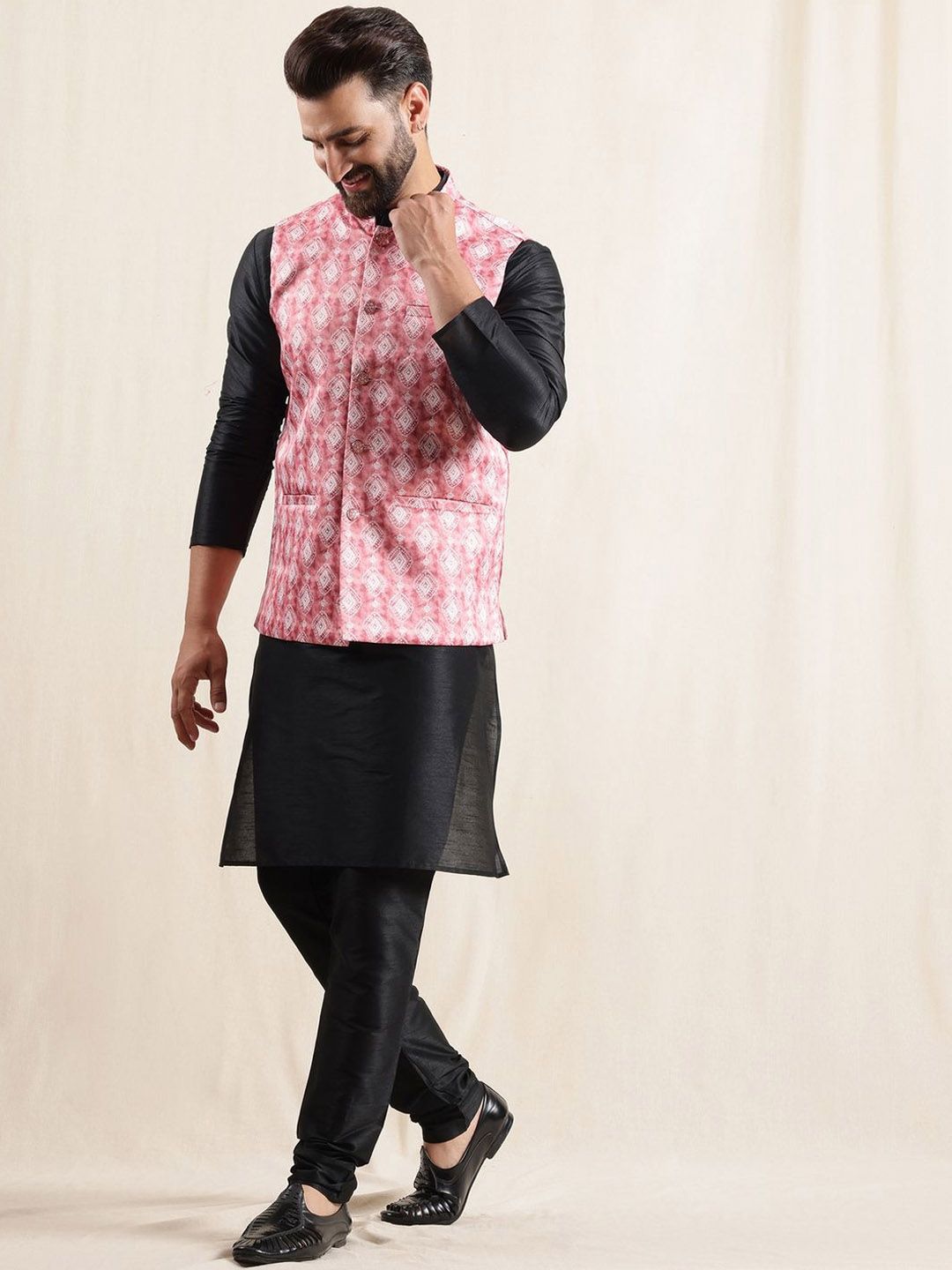 Anouk Men Mandarin Collar Kurta with Pyjamas with Nehru Jacket