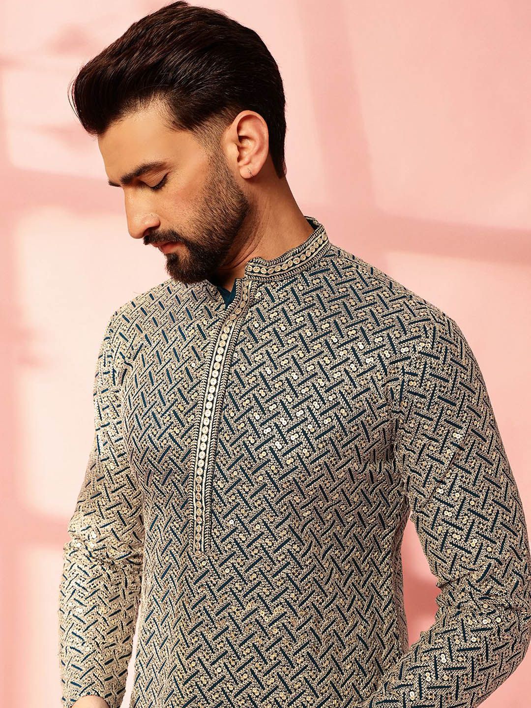 Anouk Kolar Mandarin Sulam Geometrik Labuci Kapas Kurta Lurus