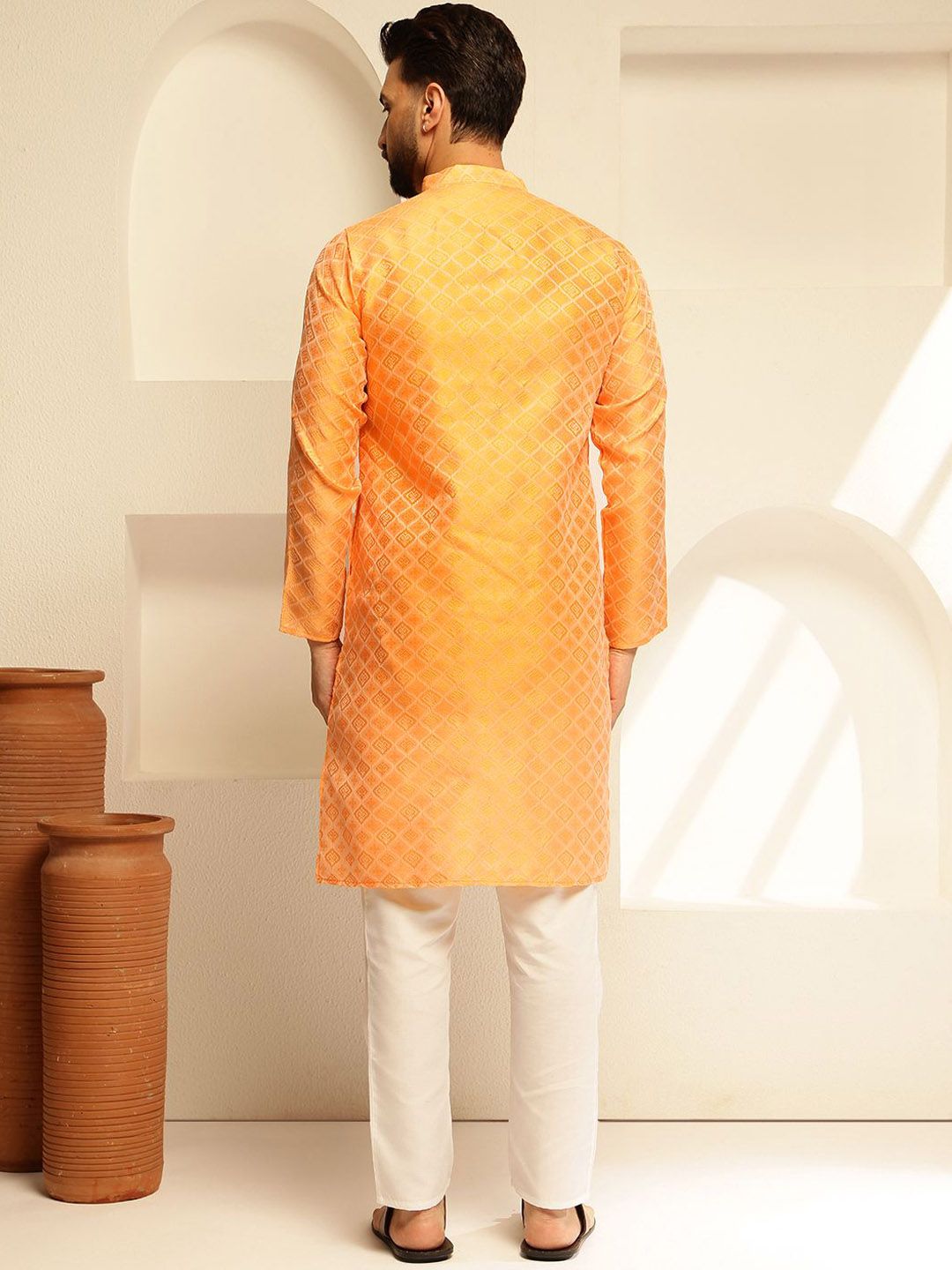 SOJANYA Rekaan Tenunan Kolar Mandarin Kurta Lurus