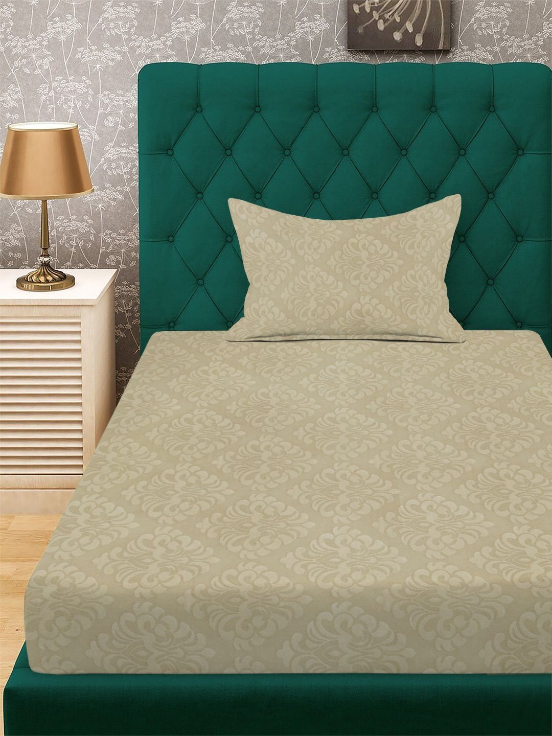 KLOTTHE Beige Floral Printed 300 TC Single Bedsheets With 1 Pillow Covers