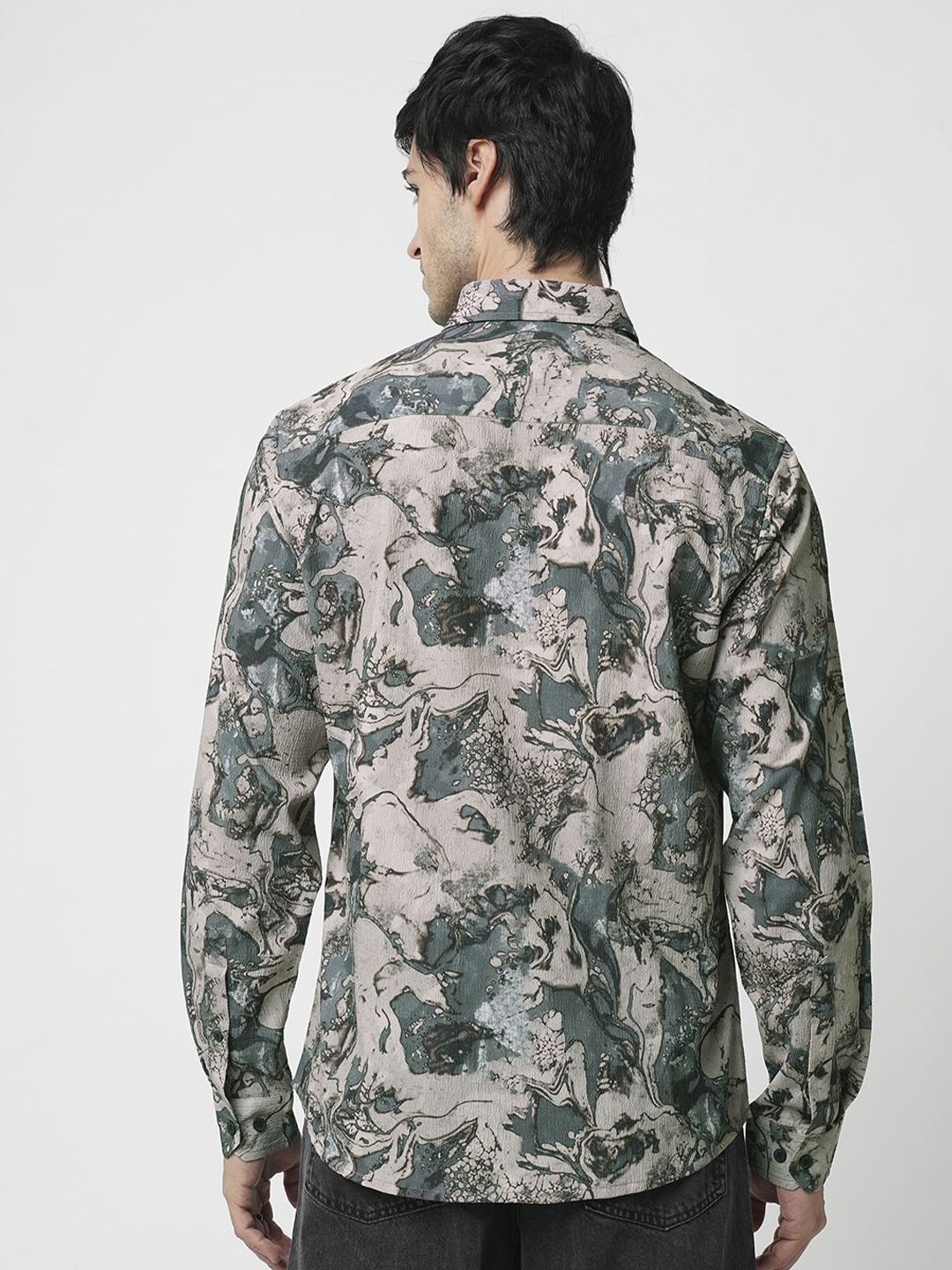 VASTRADO Men Classic Spread Collar Floral Printed Slim Fit Casual Shirt