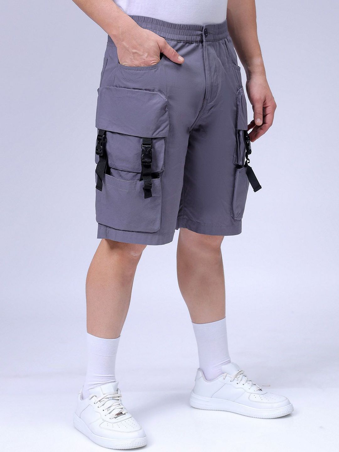 The Indian Garage Co Men Relaxed Fit Pure Cotton Utility Cargo Shorts