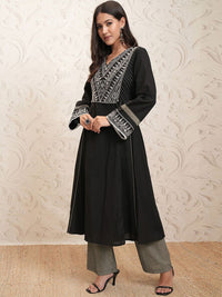 Vishudh Floral Embroidered Panelled Sequinned Pure Cotton Kurta With Trousers