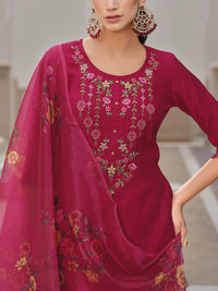 Varanga Floral Embroidered Thread Work Straight Kurta With Trousers And Dupatta