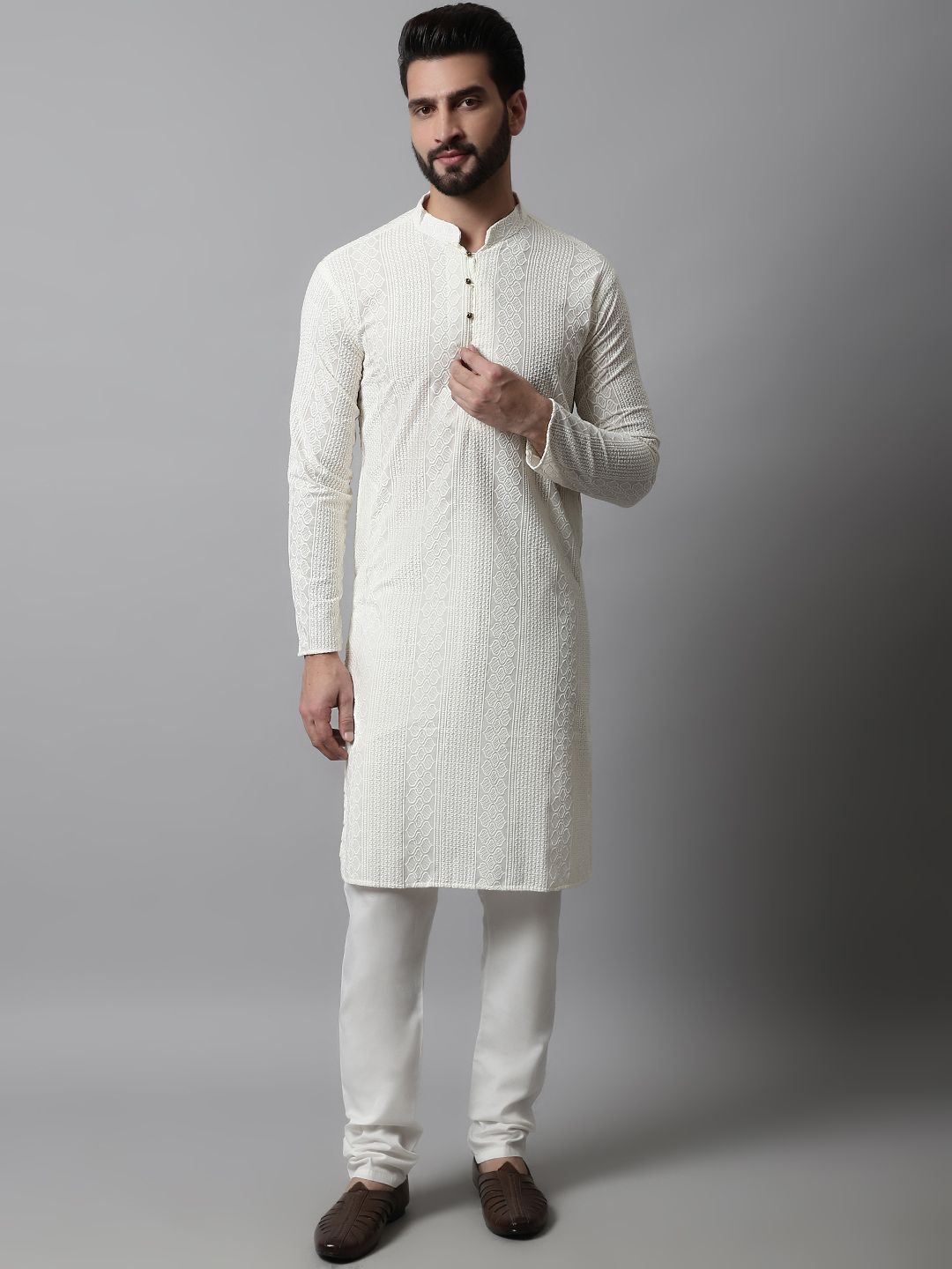 Jompers Men Embroidered Regular Chikankari Pure Cotton Kurta with Pyjamas