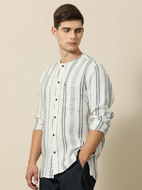 Mr Bowerbird Men White & Black Liberal Fit Striped Casual Shirt