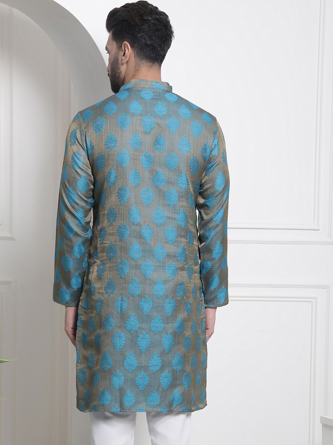 SOJANYA Woven Design Mandarin Collar Silk Cotton Angrakha Kurta