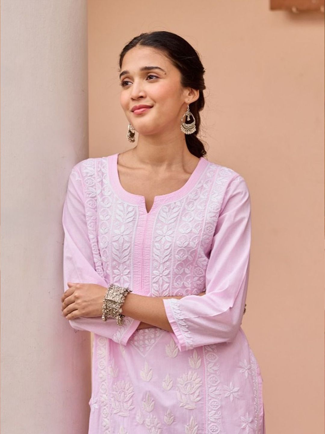 House of Chikankari Women Pink Cotton Chikankari Embroidered Kurta