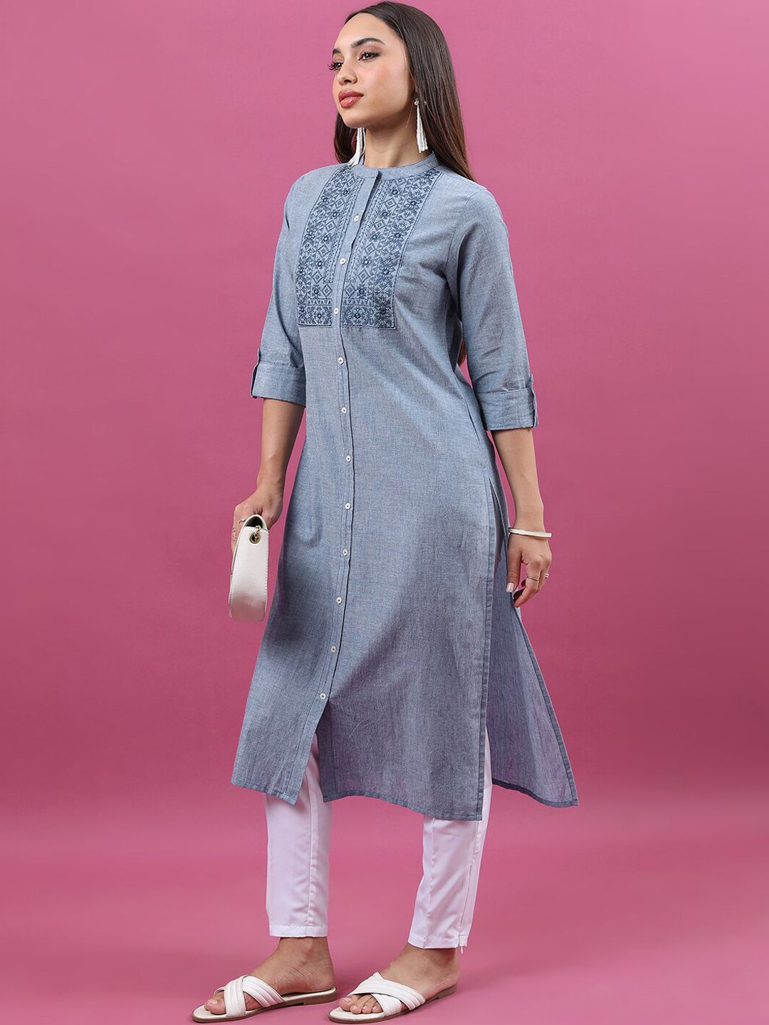Vishudh Geometric Yoke Design Embrioderd Cotton Kurta