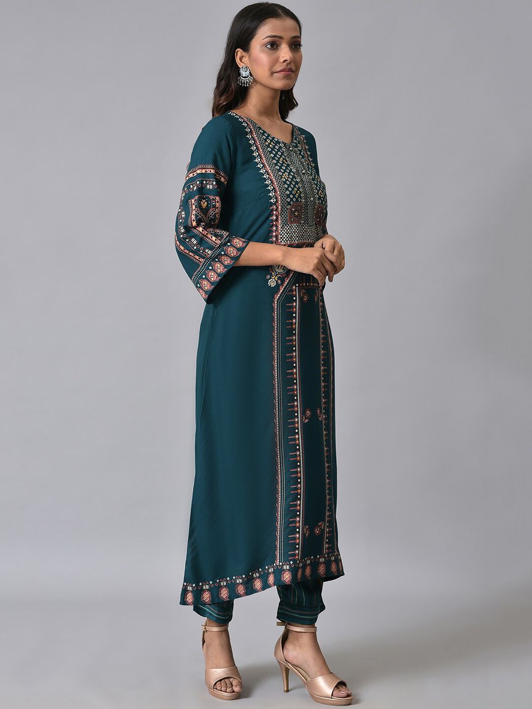 W Ethnic Motifs Printed Beads and Stones Work Straight Kurta with Trousers