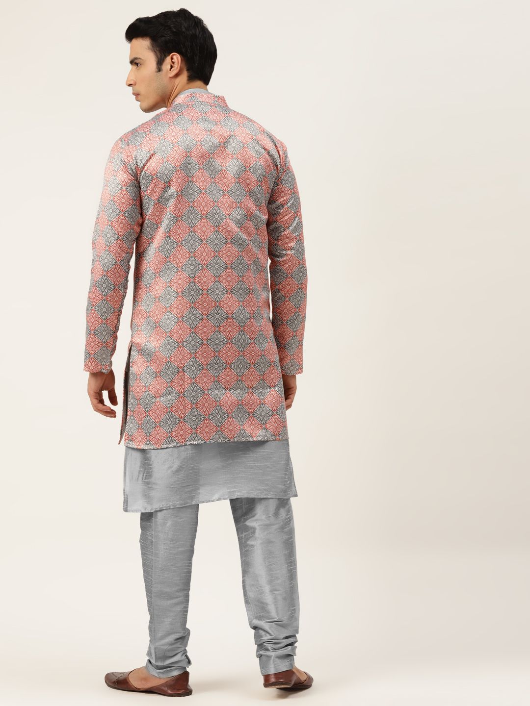 SOJANYA Men Grey & Rust Orange Kurta with Churidar
