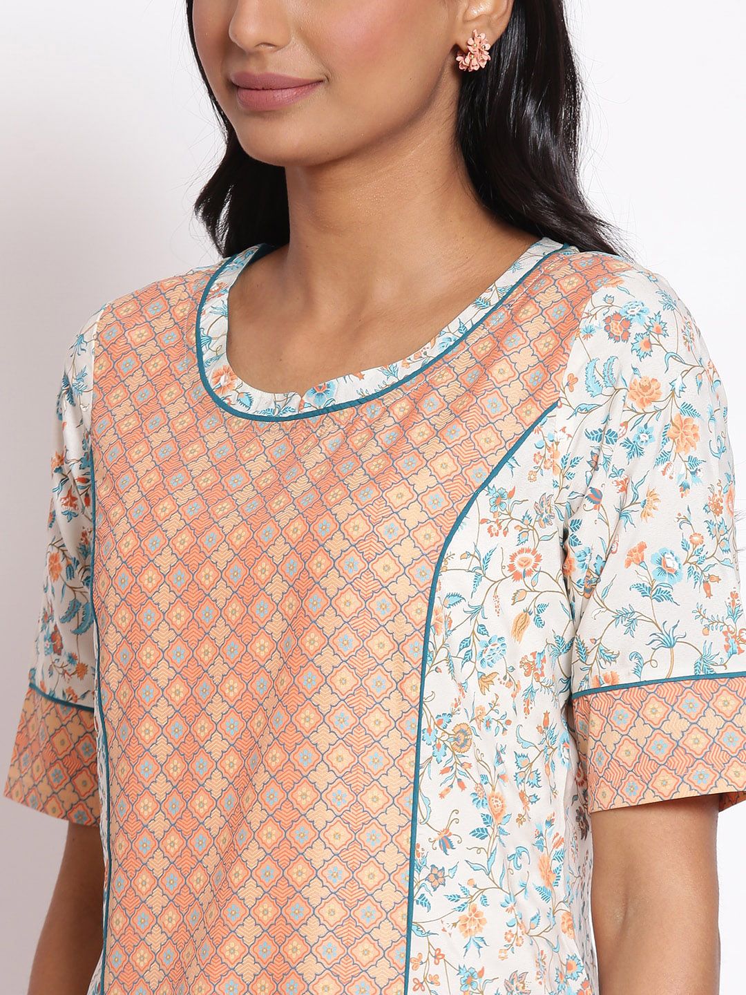 AURELIA Women White Floral Printed Kurta with Palazzos