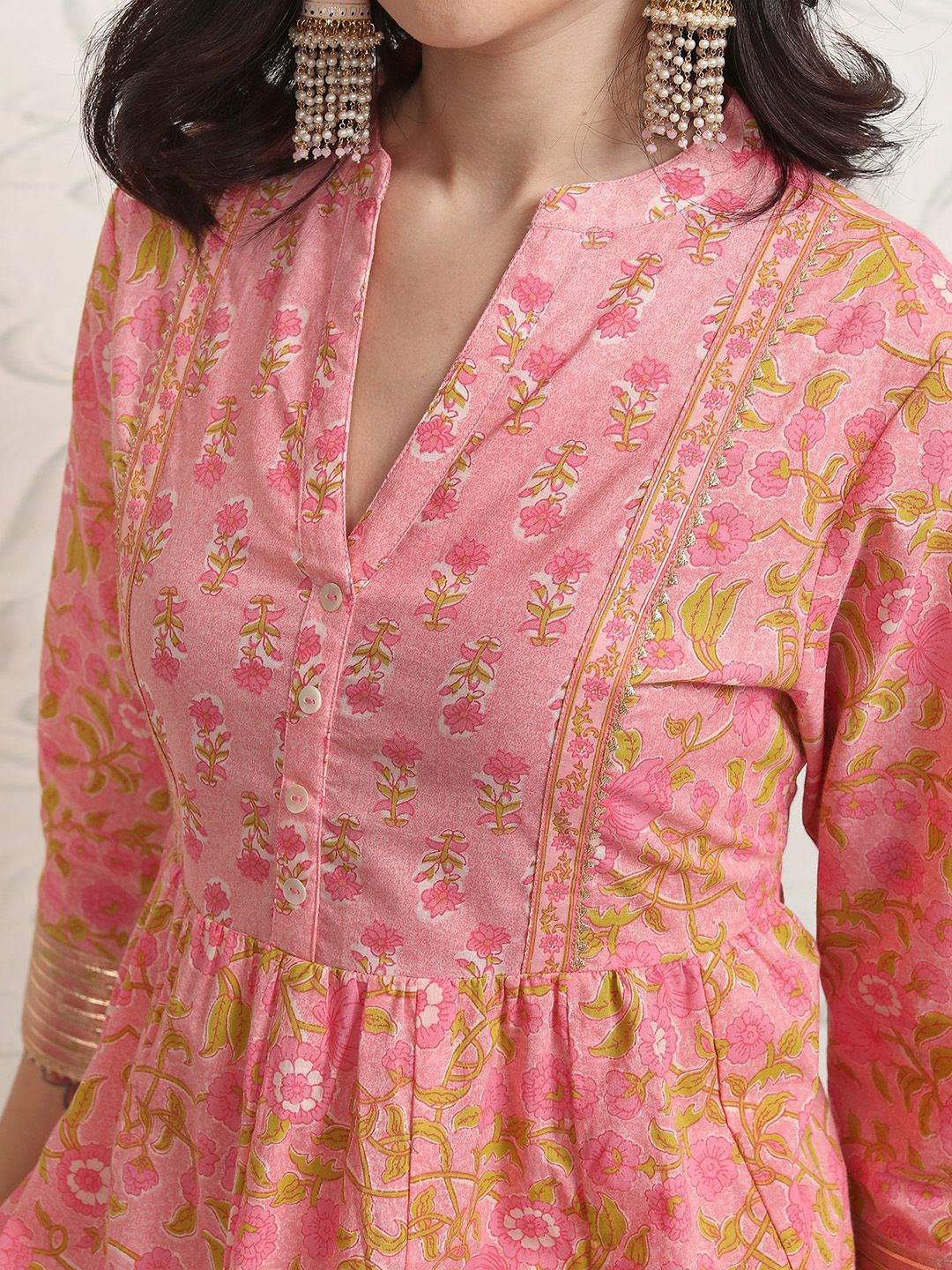 Vishudh Women Floral Printed Regular Pure Cotton Kurta with Trousers