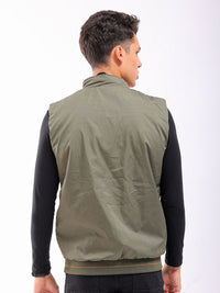 The Indian Garage Co Men Sleeveless Zip-Front Reversible Bomber Jacket
