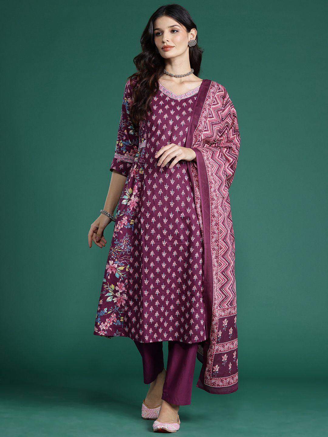 Indo Era Floral Printed  Gotta Patti Pure Cotton Kurta With Trousers & Dupatta