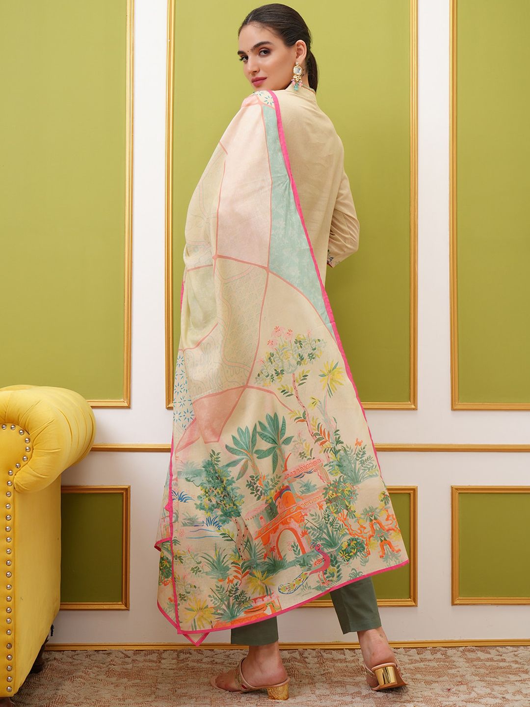 Vishudh Floral Printed Regular Pure Cotton Kurta with Trousers & With Dupatta