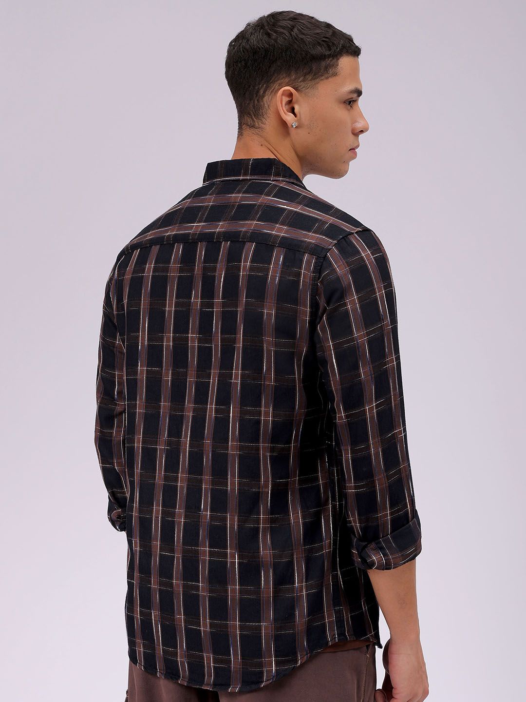 The Indian Garage Co Men Cutaway Collar Checked Cotton Slim Fit Casual Shirt