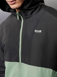 HIGHLANDER Men Colourblocked Crop Sporty Jacket