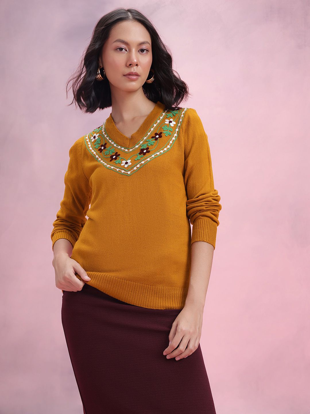 DressBerry Floral Embroidered Acrylic Pullover