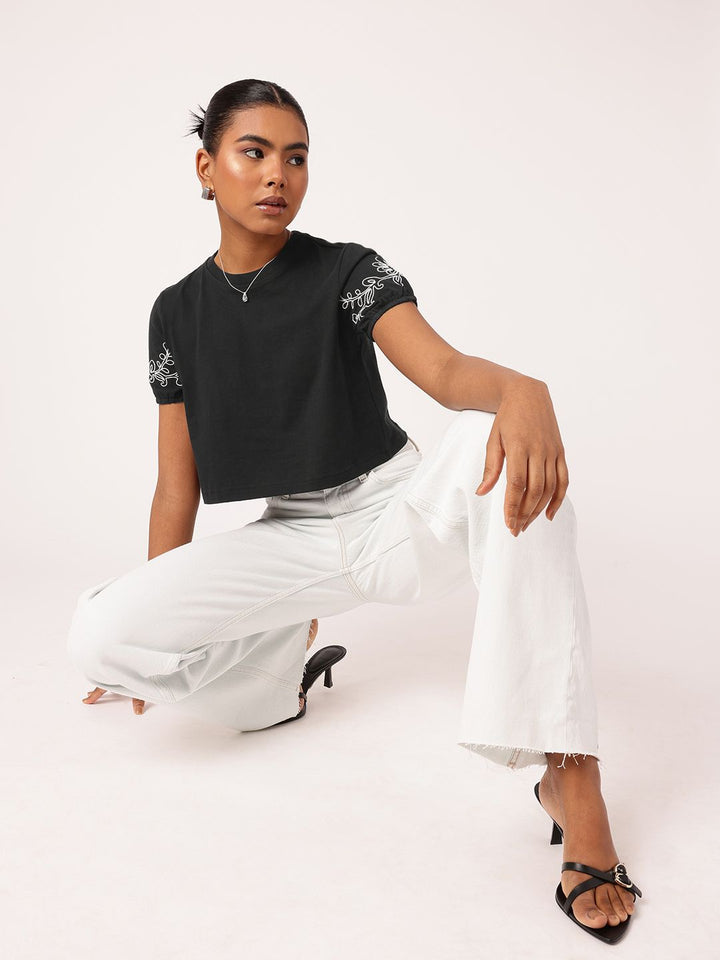 DressBerry Cute Exquisite Embroidery Crop Top