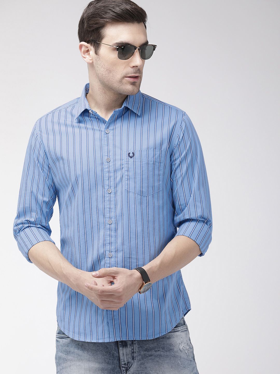 The Indian Garage Co Men Blue & White Slim Fit Striped Casual Shirt