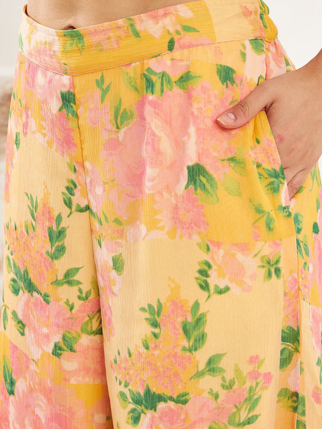 Antheaa Printed Top & Trouser