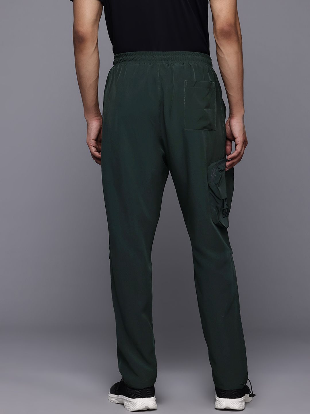 HRX by Hrithik Roshan Men Lifestyle Cargo Style Track Pants