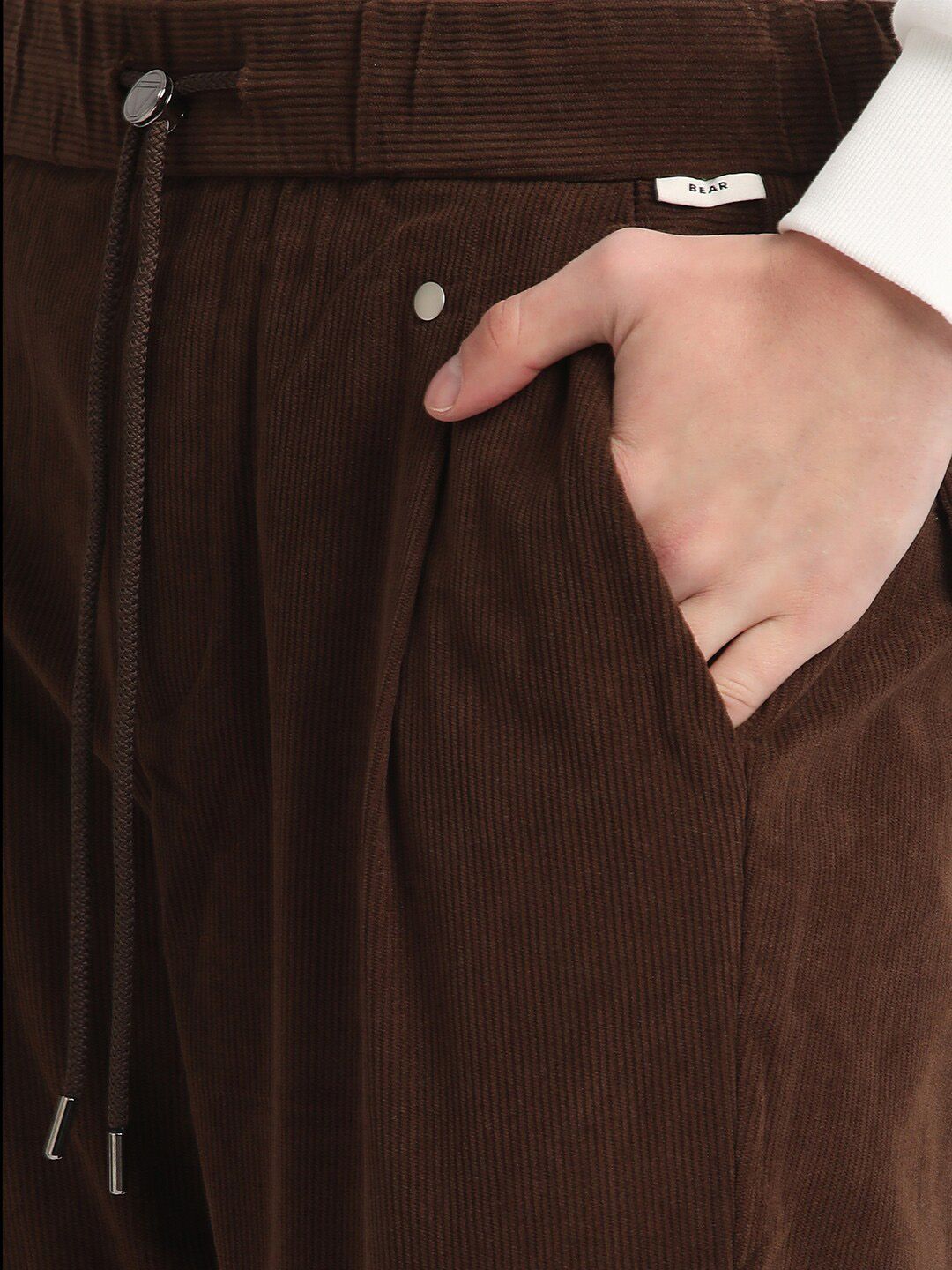 THE BEAR HOUSE Men Relaxed Loose Fit Corduroy Cotton Pleated Regular Trousers