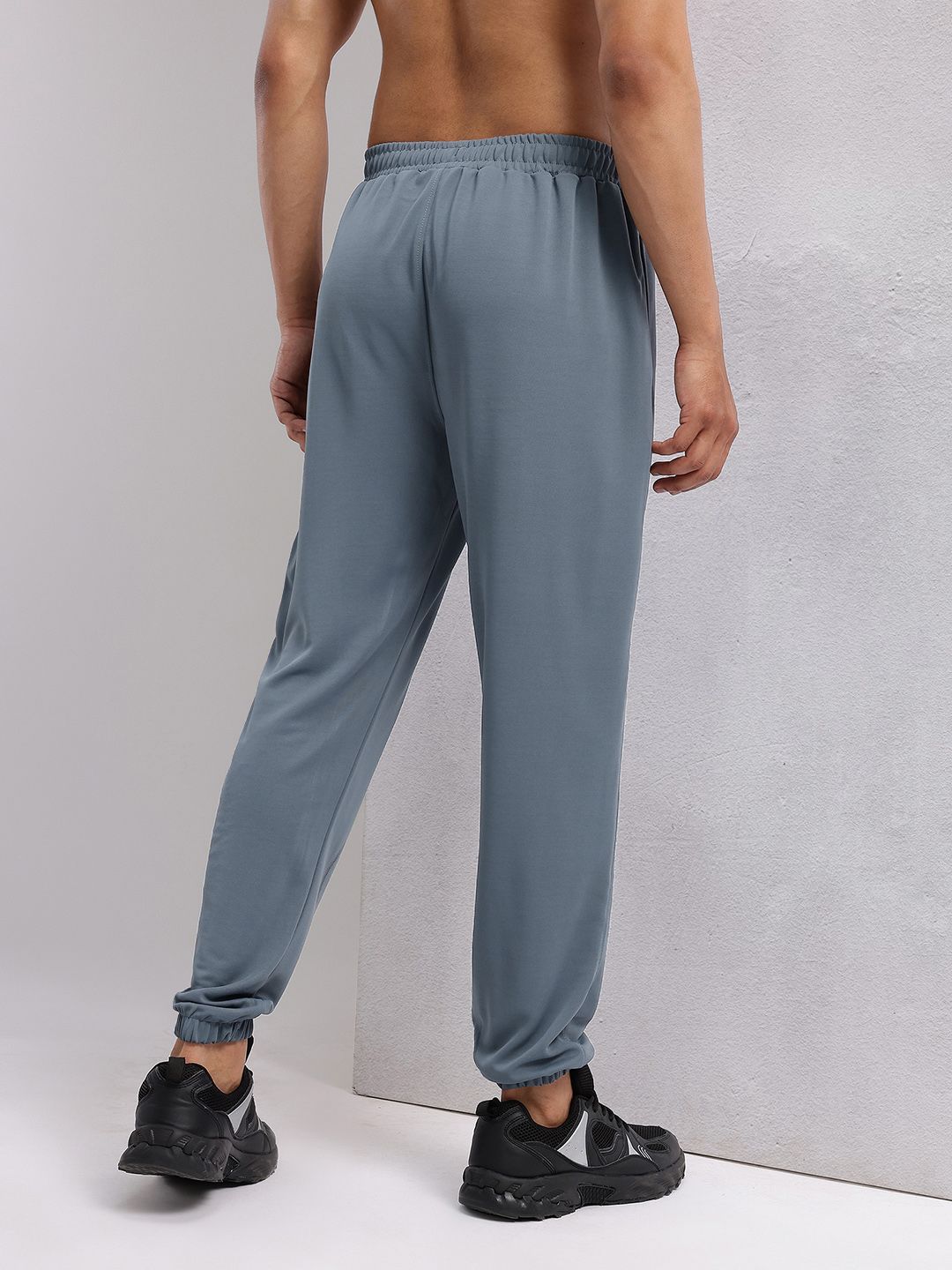 HRX by Hrithik Roshan Men Brand Logo Print Mid-Rise Rapid-Dry Training Joggers