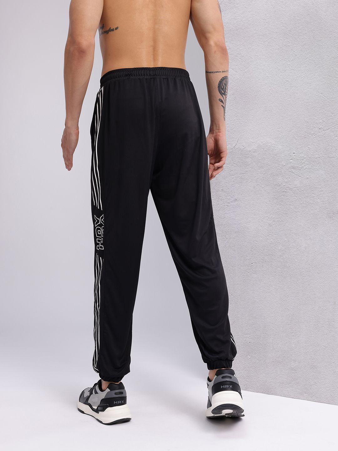 HRX by Hrithik Roshan Men Side Stripe Training Joggers