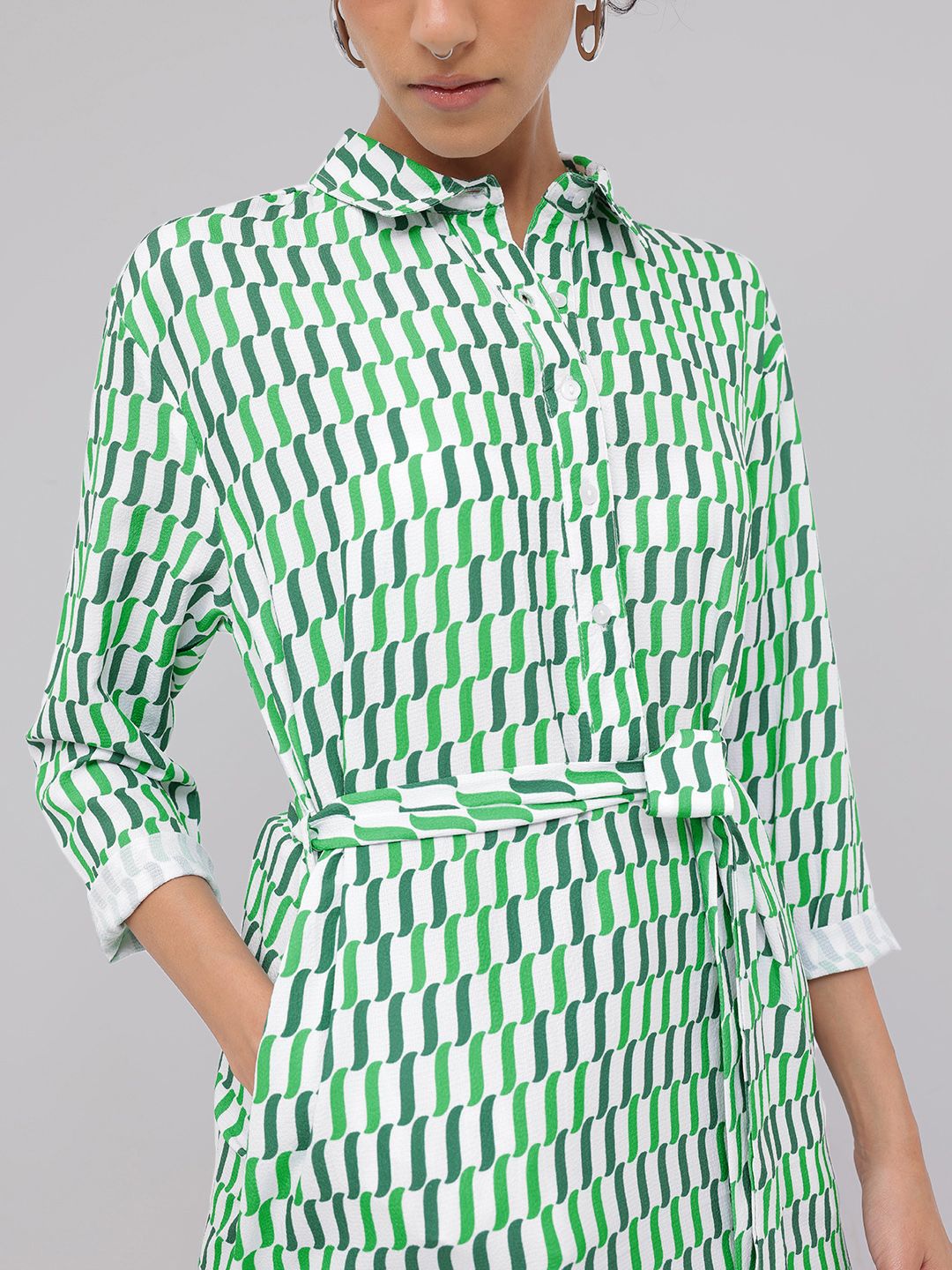 DressBerry Artistic Flair Printed Shirt Style Longline Top