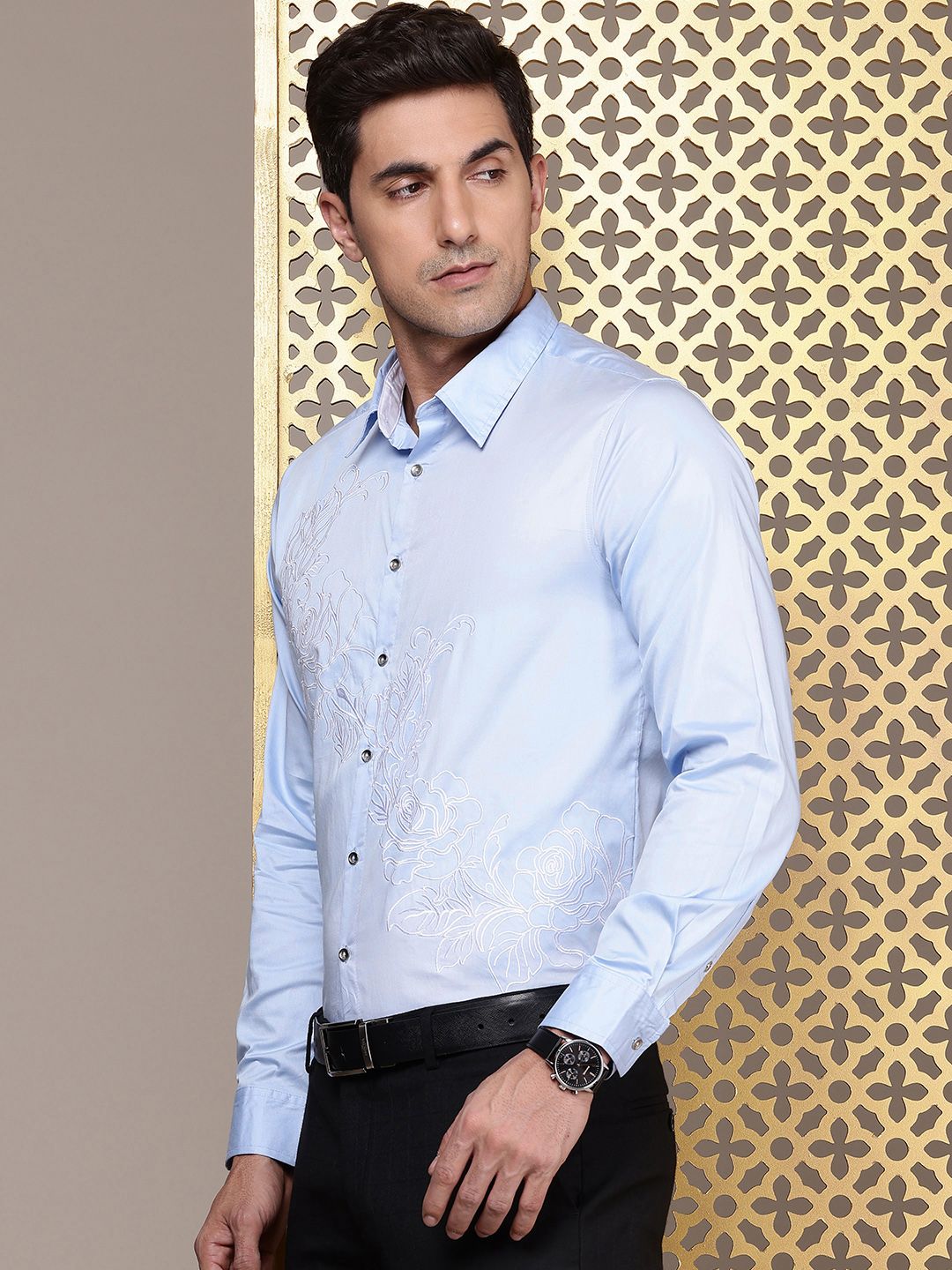 House of Pataudi Pure Cotton Floral Embroidered Opaque Jashn Party Shirt