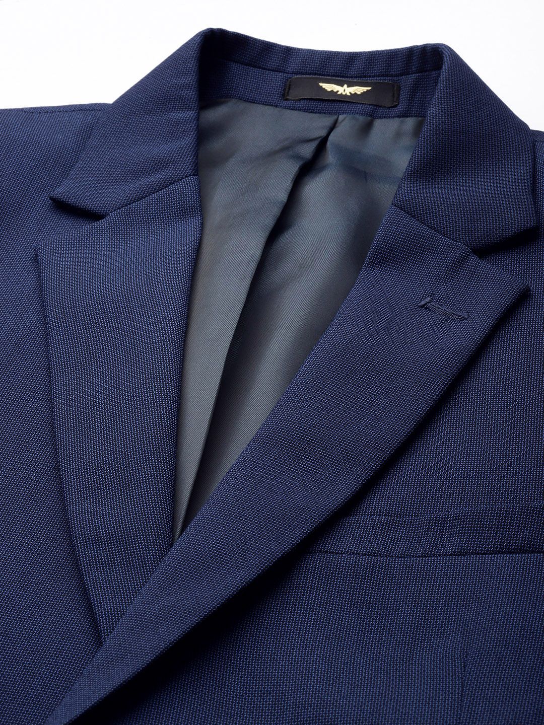 Park Avenue Self Design Textured Single Breasted 3-Peice Formal Suit
