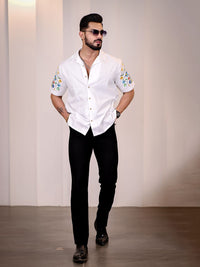 Eszett Floral Self Design Spread Collar Baju Linen Kasual