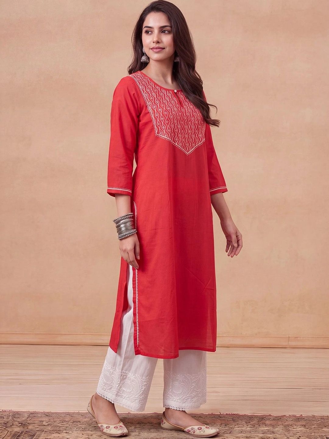 House of Chikankari Women Embroidered Thread Work Kurta