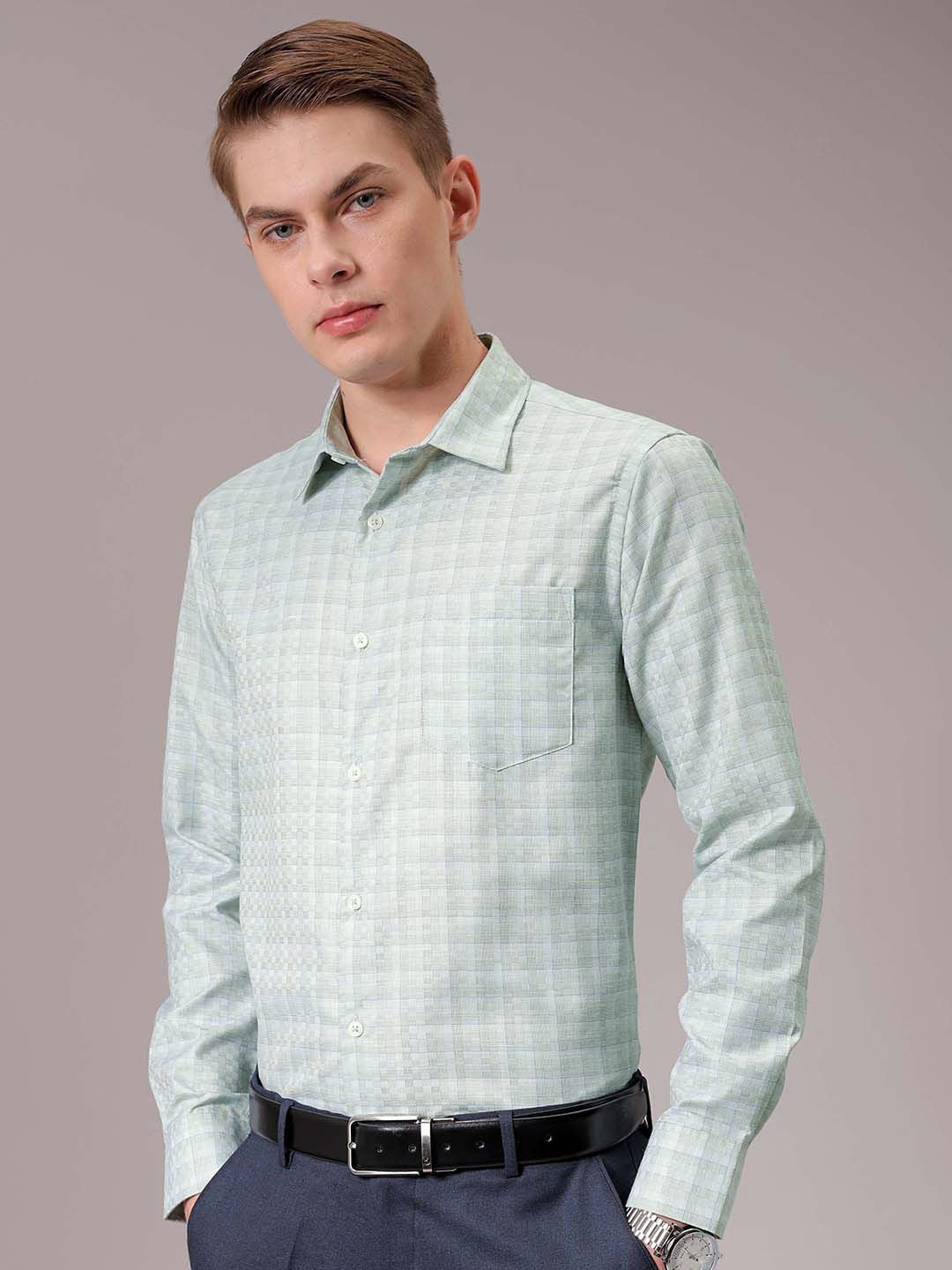 The Indian Garage Co. X Luxe Men Slim Fit Opaque Checked Formal Shirt