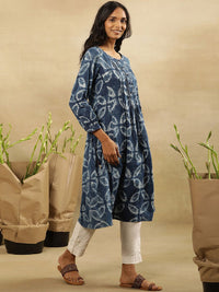 W Dyed Round Neck Thread Work A-Line Cotton Kurta