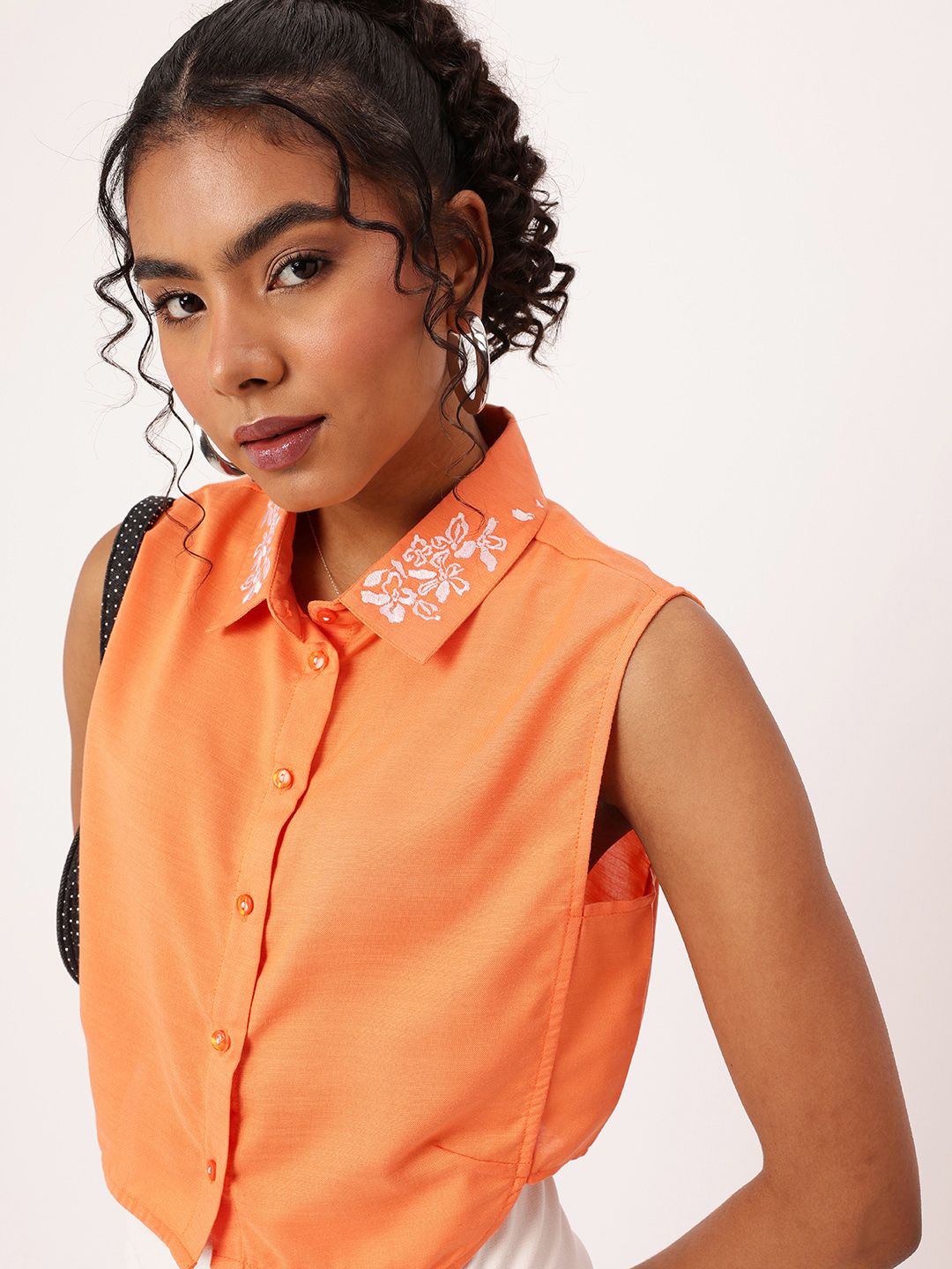 DressBerry Embroidered Sleeveless Crop Shirt